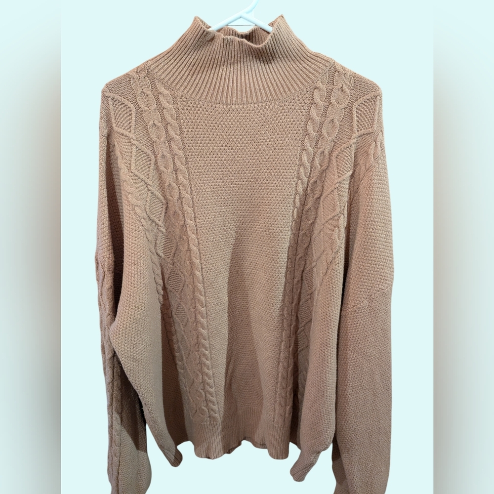 2/22$ Cozy Cable Knit Sweater in Beige